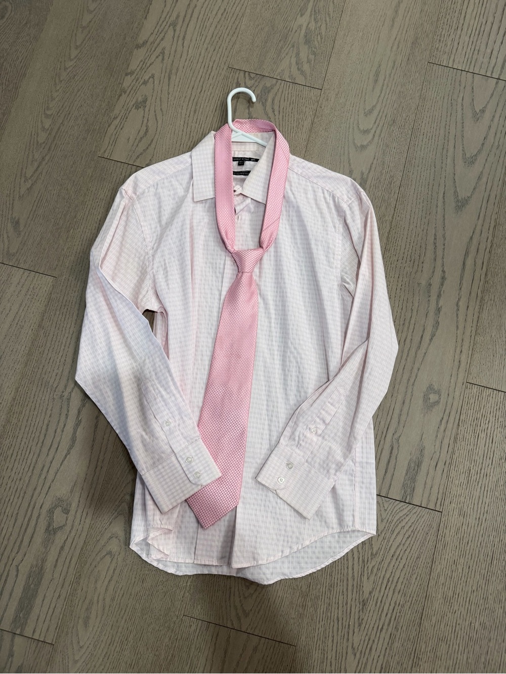 Men's Light Pink Dress Shirt with Matching Tie